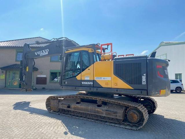 Volvo EC 300 E NL new engine MIETE / RENTAL (12002174) - Crawler excavator: picture 2 Volvo EC 300 E NL new engine MIETE / RENTAL (12002174) - Crawler excavator: picture 2
