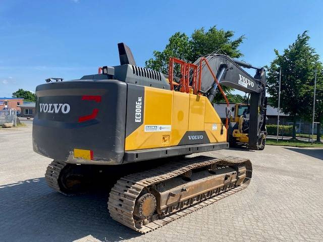 Volvo EC 300 E NL new engine MIETE / RENTAL (12002174) - Crawler excavator: picture 4 Volvo EC 300 E NL new engine MIETE / RENTAL (12002174) - Crawler excavator: picture 4