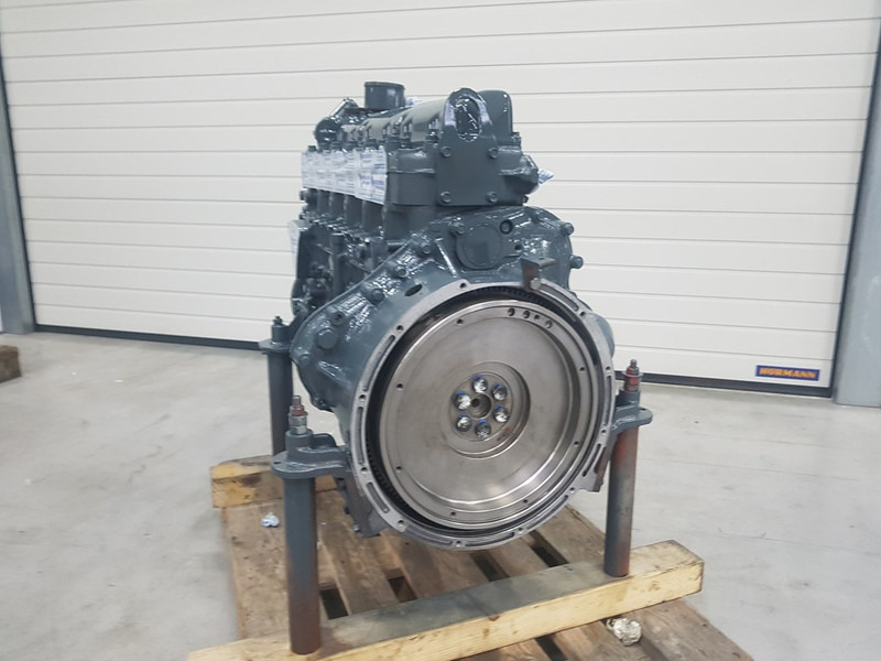 Mitsubishi 6D14 LONGBLOCK - Construction machinery: picture 3 Mitsubishi 6D14 LONGBLOCK - Construction machinery: picture 3