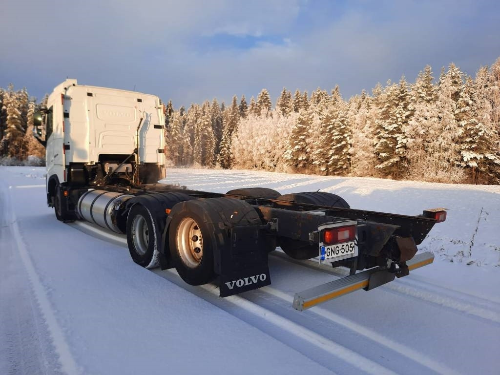 Volvo FH 13 - Cab chassis truck: picture 3 Volvo FH 13 - Cab chassis truck: picture 3