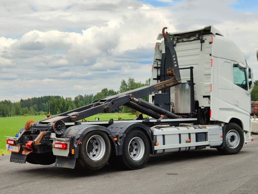 Volvo FH 540 - Hook lift truck: picture 3 Volvo FH 540 - Hook lift truck: picture 3