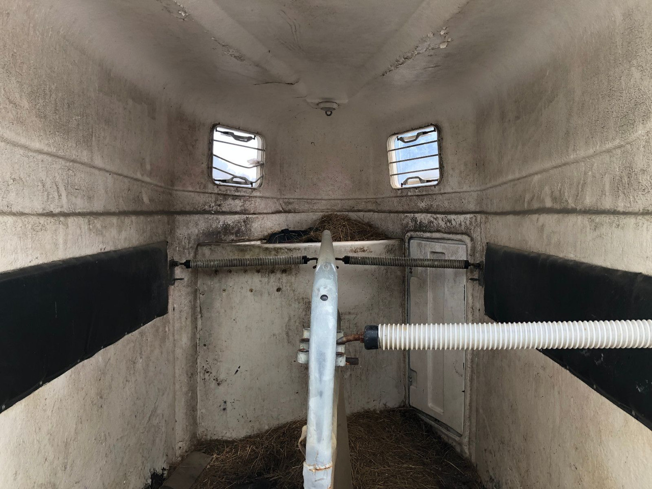 Livestock trailer Eurotrailer Rausch 330: picture 9 Livestock trailer Eurotrailer Rausch 330: picture 9