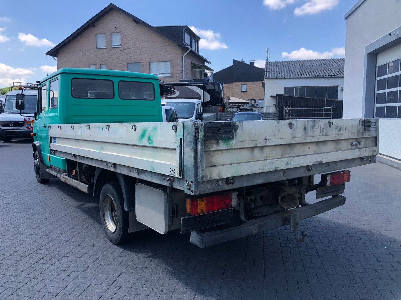 Mercedes-Benz Vario 818 D, DoKa - Flatbed van, Combi van: picture 4 Mercedes-Benz Vario 818 D, DoKa - Flatbed van, Combi van: picture 4