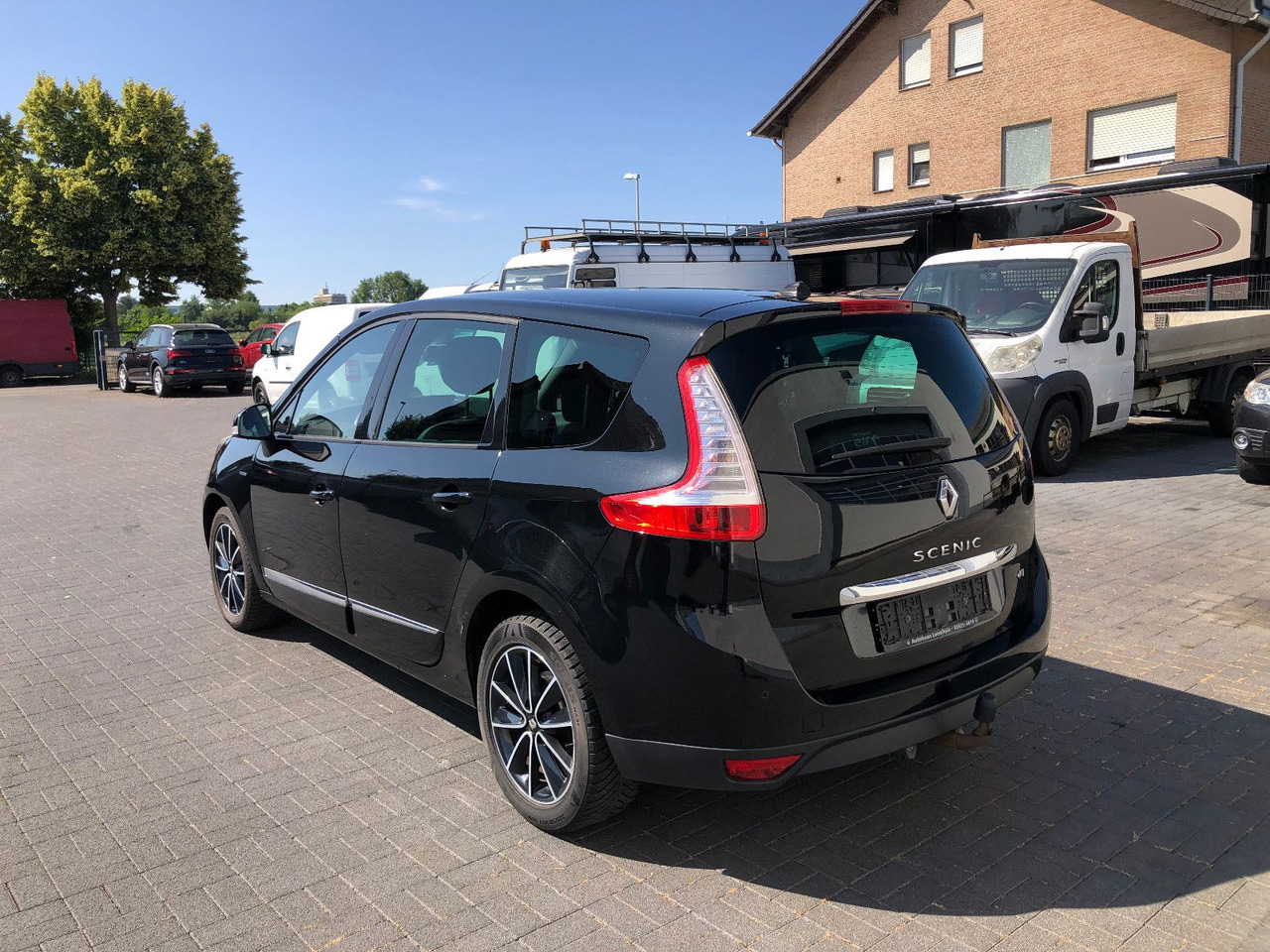 Renault Scenic Grand 2.0 dCi 150 BOSE Edition,Automatik - Passenger van: picture 4 Renault Scenic Grand 2.0 dCi 150 BOSE Edition,Automatik - Passenger van: picture 4