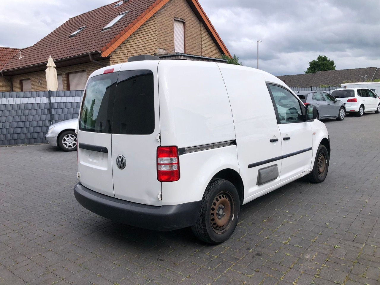 Volkswagen Caddy 1.6 TDi EcoProfi, Klima - Small van: picture 2 Volkswagen Caddy 1.6 TDi EcoProfi, Klima - Small van: picture 2