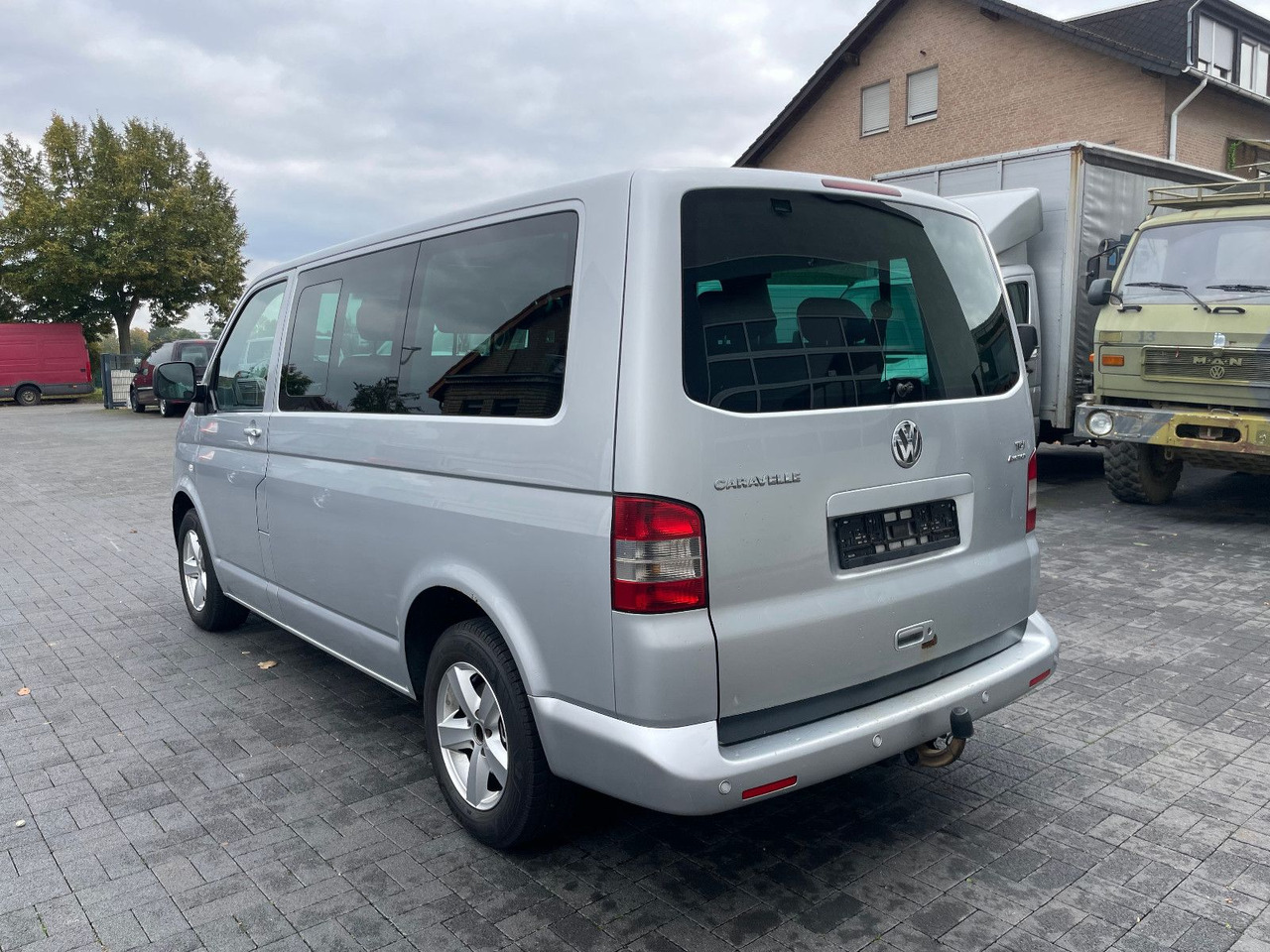 Volkswagen T5 2.5 TDi Caravelle 4Motion 8-Sitzer - Passenger van: picture 4 Volkswagen T5 2.5 TDi Caravelle 4Motion 8-Sitzer - Passenger van: picture 4