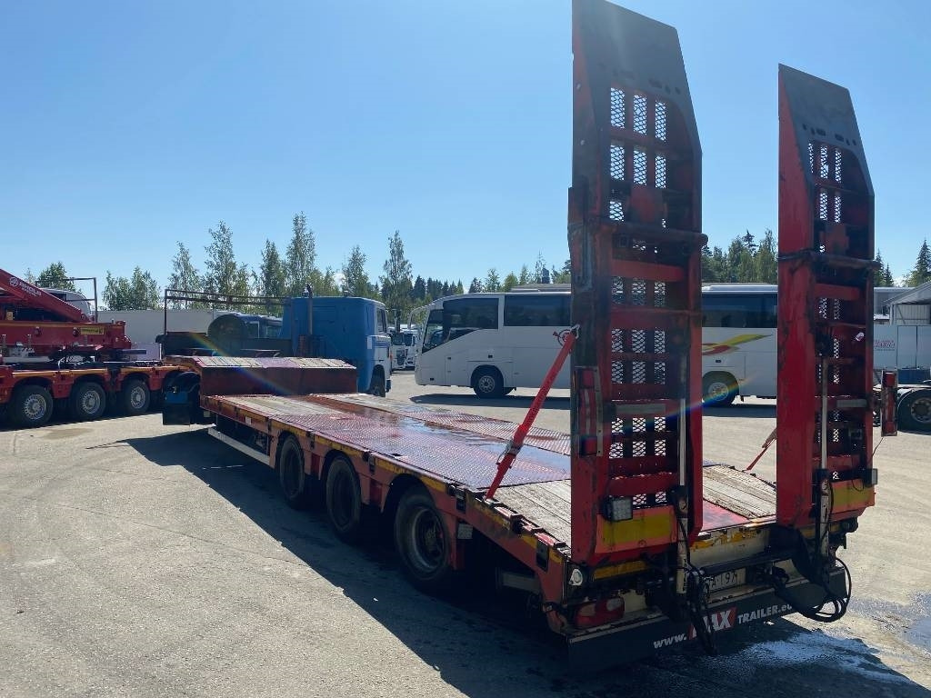 Faymonville Max Trailer, Max100 3AU - Low loader semi-trailer: picture 3 Faymonville Max Trailer, Max100 3AU - Low loader semi-trailer: picture 3