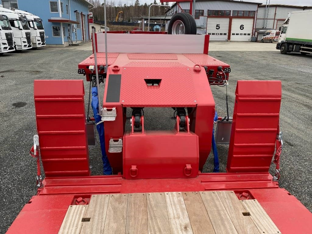 Faymonville Megamax - Low loader semi-trailer: picture 5 Faymonville Megamax - Low loader semi-trailer: picture 5