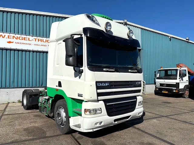 DAF CF 85.410 SPACECAB 4x2 (ZF16 MANUAL GEARBOX / MX-BRAKE / 995 LITER DIESELTANK / AIRCONDITIONING / FRIDGE UNTHER BED) - Tractor unit: picture 2 DAF CF 85.410 SPACECAB 4x2 (ZF16 MANUAL GEARBOX / MX-BRAKE / 995 LITER DIESELTANK / AIRCONDITIONING / FRIDGE UNTHER BED) - Tractor unit: picture 2