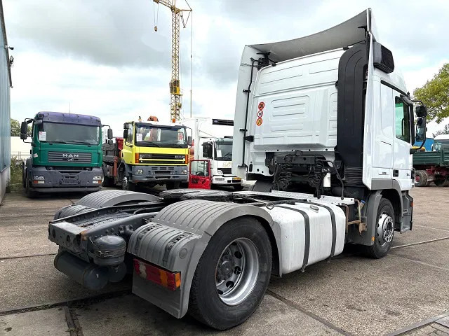 Mercedes-Benz Actros 1844 LS (MP2) (TELLIGENT AUTOMATIC / AIRCONDITIONING / 2x DIESELTANK / EURO 5) - Tractor unit: picture 3 Mercedes-Benz Actros 1844 LS (MP2) (TELLIGENT AUTOMATIC / AIRCONDITIONING / 2x DIESELTANK / EURO 5) - Tractor unit: picture 3