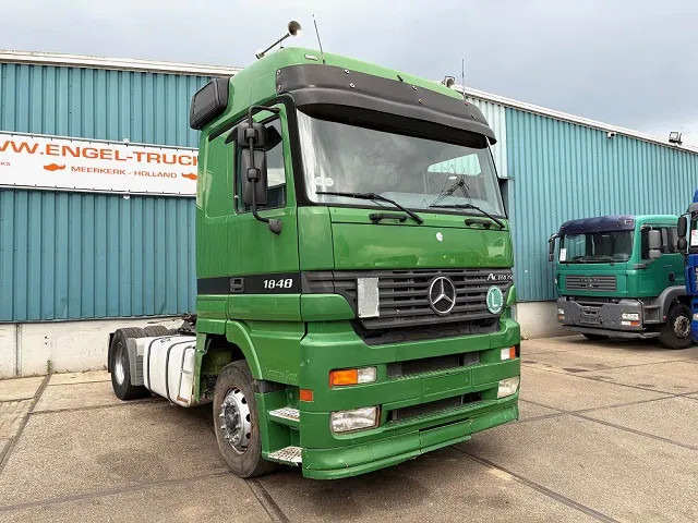 Mercedes-Benz Actros 1848 V8 MEGASPACE (EPS WITH CLUTCH (3 PEDALS) / REDUCTION AXLE / FRIDGE / ETC.) - Tractor unit: picture 2 Mercedes-Benz Actros 1848 V8 MEGASPACE (EPS WITH CLUTCH (3 PEDALS) / REDUCTION AXLE / FRIDGE / ETC.) - Tractor unit: picture 2