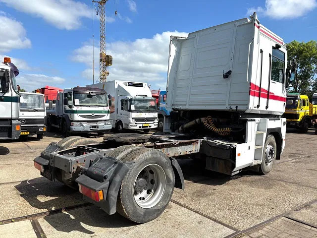 Renault Magnum 440 E-TECH (ZF16 MANUAL GEARBOX / MACK-ENGINE / AIRCONDITIONING / ELECTRICAL MAINSWITCH) - Tractor unit: picture 3 Renault Magnum 440 E-TECH (ZF16 MANUAL GEARBOX / MACK-ENGINE / AIRCONDITIONING / ELECTRICAL MAINSWITCH) - Tractor unit: picture 3