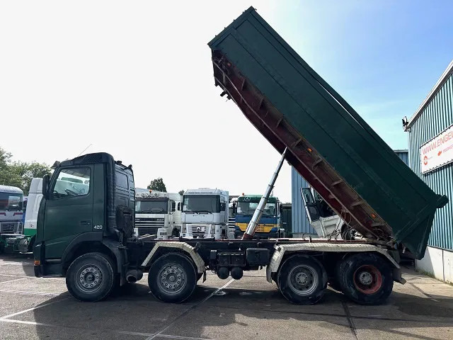 Volvo FH 12.420 8x4 FULL STEEL KIPPER (12+2 GEARS MANUAL GEARBOX / FULL STEEL SUSPENSION / REDUCTION AXLES / VEB-ENGINE BRAKE) - Tipper: picture 5 Volvo FH 12.420 8x4 FULL STEEL KIPPER (12+2 GEARS MANUAL GEARBOX / FULL STEEL SUSPENSION / REDUCTION AXLES / VEB-ENGINE BRAKE) - Tipper: picture 5