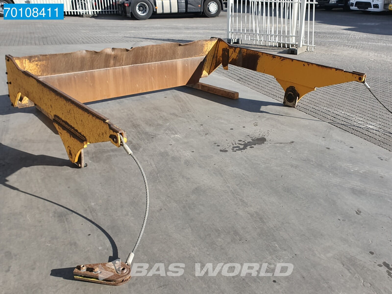 Volvo A35F Tailgate - Heckklappe - VOLVO A35F 2013 - Attachment: picture 5 Volvo A35F Tailgate - Heckklappe - VOLVO A35F 2013 - Attachment: picture 5