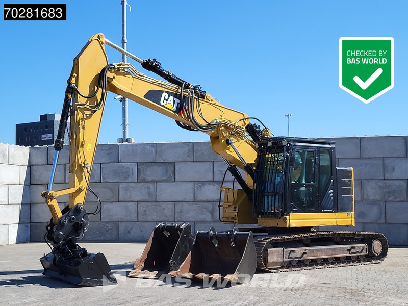 Caterpillar 325 F L 3 BUCKETS - Crawler excavator: picture 1 Caterpillar 325 F L 3 BUCKETS - Crawler excavator: picture 1