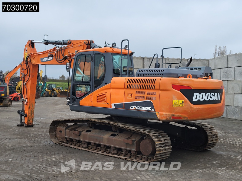 Doosan DX225 LC-5 - Crawler excavator: picture 2 Doosan DX225 LC-5 - Crawler excavator: picture 2