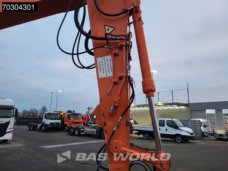 Wheel excavator Hitachi ZX140W -5: picture 12