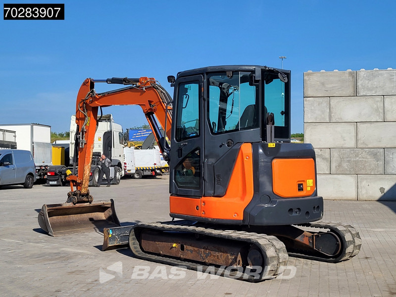Hitachi ZX55U-6CLR A/C - 3 BUCKETS - Mini excavator: picture 3 Hitachi ZX55U-6CLR A/C - 3 BUCKETS - Mini excavator: picture 3