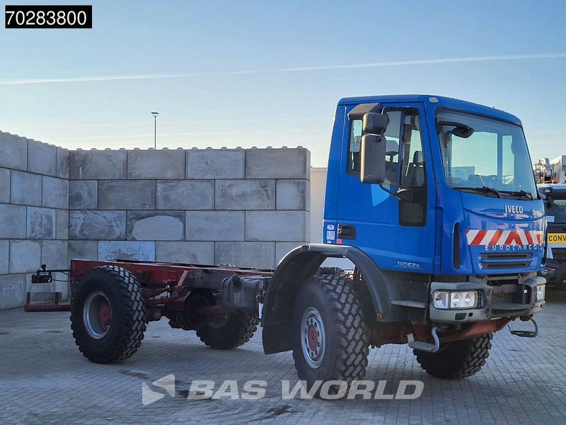 Iveco 140E24 828 4X4 Manual Euro 3 - Cab chassis truck: picture 3 Iveco 140E24 828 4X4 Manual Euro 3 - Cab chassis truck: picture 3