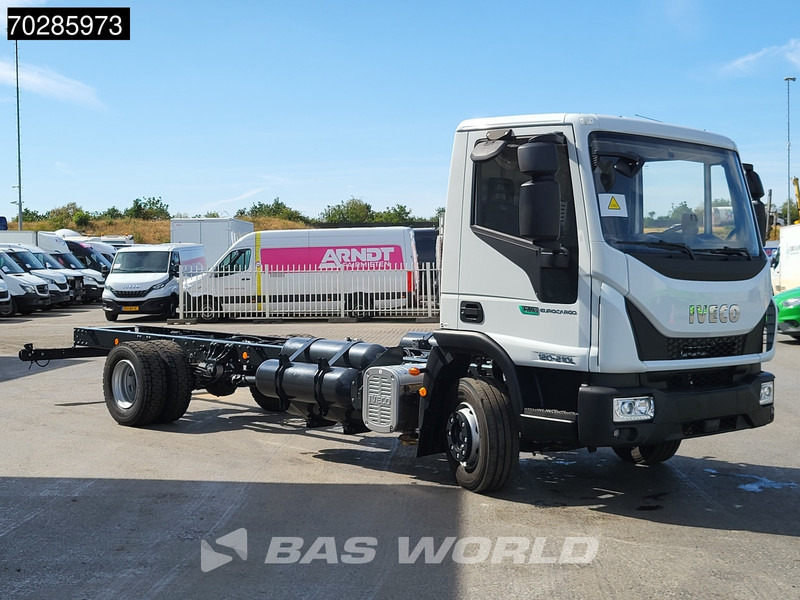 Iveco Eurocargo 120LE210 4X2 NEW 12 tons chassis 6x CNG Tanks Telma Retarder Manual Euro 6 - Cab chassis truck: picture 3 Iveco Eurocargo 120LE210 4X2 NEW 12 tons chassis 6x CNG Tanks Telma Retarder Manual Euro 6 - Cab chassis truck: picture 3