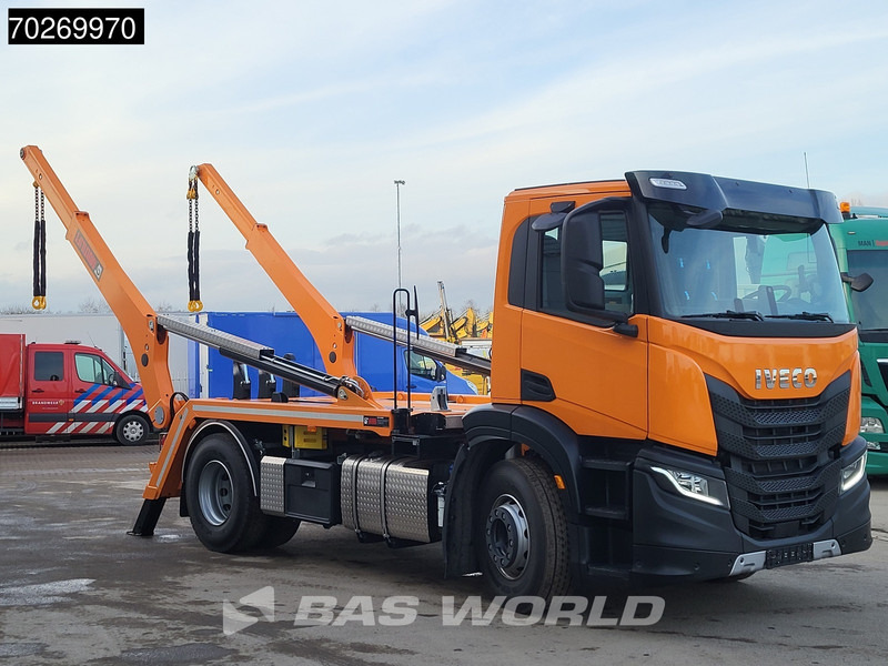 Iveco X-Way 360 4X2 NEW! HIAB 12tons skiploader Automatic Euro 6 - Skip loader truck: picture 3 Iveco X-Way 360 4X2 NEW! HIAB 12tons skiploader Automatic Euro 6 - Skip loader truck: picture 3