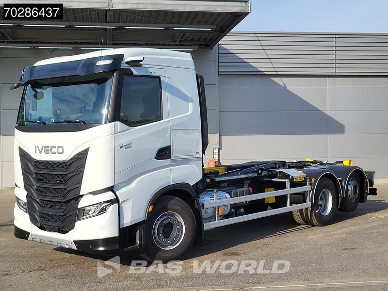 Iveco X-Way 580 6X2 Palfinger PHT20SLD5 Hooklift Lift+steering Axle Automatic Navi ACC LED Euro 6 - Hook lift truck: picture 5 Iveco X-Way 580 6X2 Palfinger PHT20SLD5 Hooklift Lift+steering Axle Automatic Navi ACC LED Euro 6 - Hook lift truck: picture 5