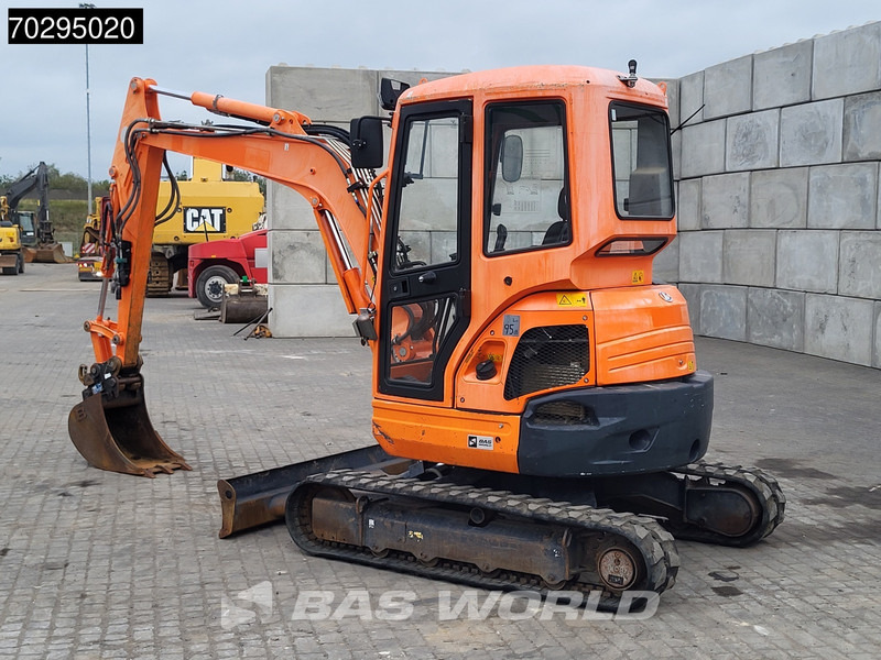 Kubota U35 -3a3 - Mini excavator: picture 3 Kubota U35 -3a3 - Mini excavator: picture 3