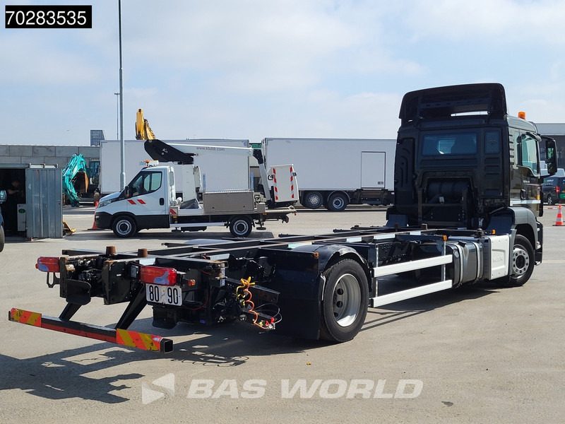 MAN TGS 18.360 834 4X2 19tonner BDF Automatic Navi Euro 6 - Container transporter/ Swap body truck: picture 5 MAN TGS 18.360 834 4X2 19tonner BDF Automatic Navi Euro 6 - Container transporter/ Swap body truck: picture 5