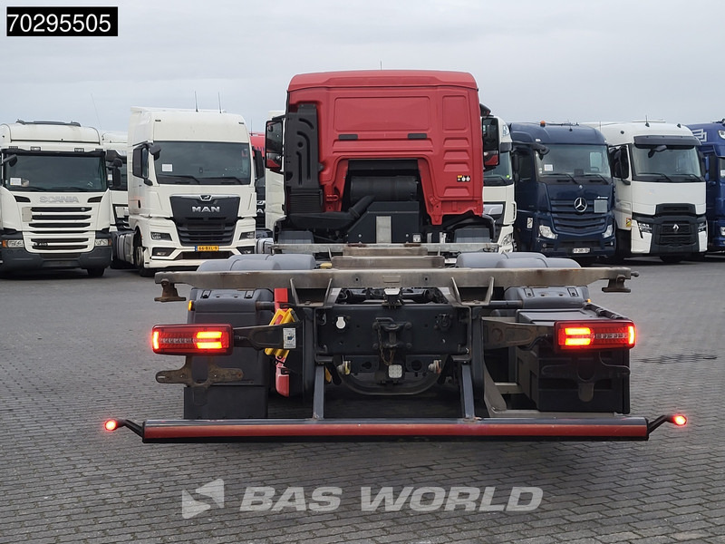 MAN TGS 26.320 TGS 6X2 ADR BDF Lift + Steering Axle Euro 6 - Container transporter/ Swap body truck: picture 3 MAN TGS 26.320 TGS 6X2 ADR BDF Lift + Steering Axle Euro 6 - Container transporter/ Swap body truck: picture 3