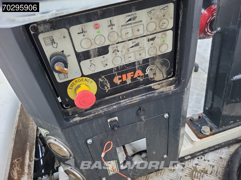 Concrete pump truck Mercedes-Benz Arocs 2640 6X4 36mtr CIFA K36L-HP168EC 4 arm Automatic Big-Axle Steelsuspension Euro 6: picture 20