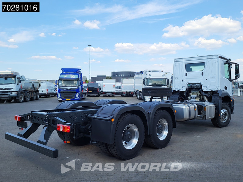 Mercedes-Benz Arocs 2640 6X4 NEW chassis PTO preparation Big-Axle Alcoa Automatic Euro 6 - Cab chassis truck: picture 5 Mercedes-Benz Arocs 2640 6X4 NEW chassis PTO preparation Big-Axle Alcoa Automatic Euro 6 - Cab chassis truck: picture 5