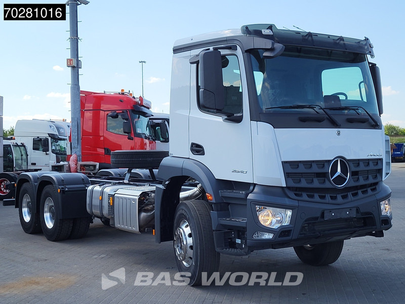 Mercedes-Benz Arocs 2640 6X4 NEW chassis PTO preparation Big-Axle Alcoa Automatic Euro 6 - Cab chassis truck: picture 3 Mercedes-Benz Arocs 2640 6X4 NEW chassis PTO preparation Big-Axle Alcoa Automatic Euro 6 - Cab chassis truck: picture 3