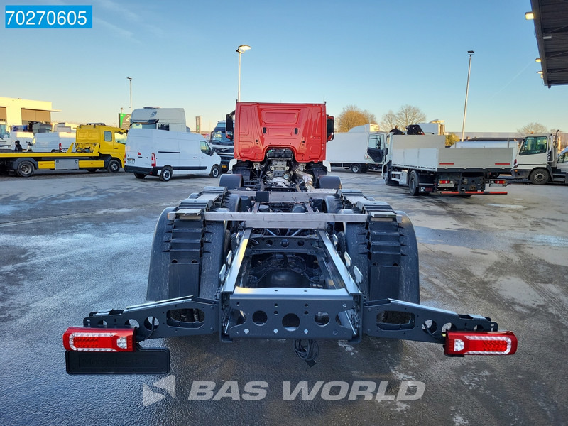 Mercedes-Benz Arocs 4843 8X4 NEW chassis RHD! Steel suspension Automatic Euro 6 - Cab chassis truck: picture 3 Mercedes-Benz Arocs 4843 8X4 NEW chassis RHD! Steel suspension Automatic Euro 6 - Cab chassis truck: picture 3