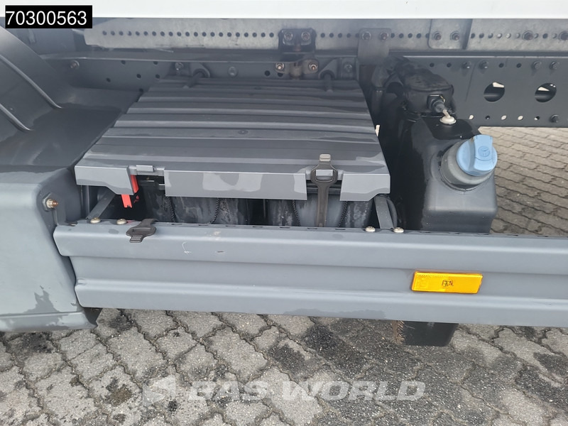 Mercedes-Benz Atego 818 4X2 8tonner Automatic 1500kg Ladebordwand Euro 6 - Box truck: picture 2 Mercedes-Benz Atego 818 4X2 8tonner Automatic 1500kg Ladebordwand Euro 6 - Box truck: picture 2