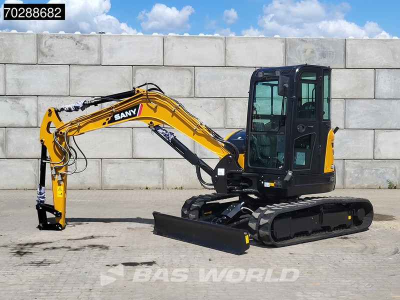 Sany SY50 U - Mini excavator: picture 2 Sany SY50 U - Mini excavator: picture 2