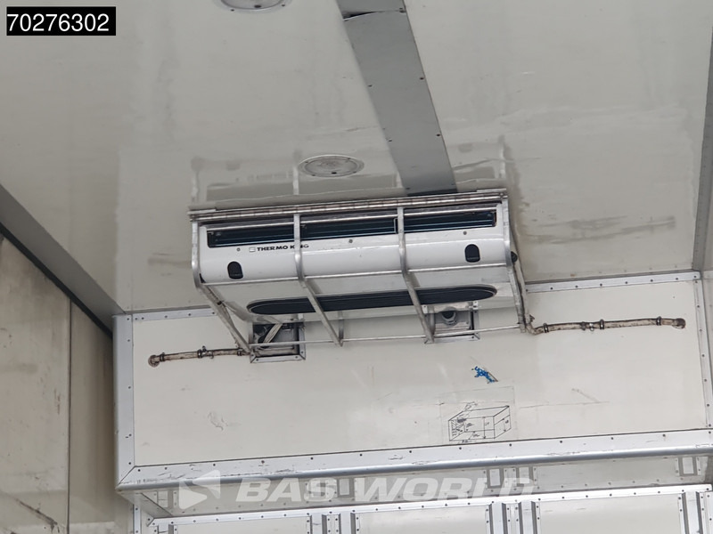 Scania R480 R 6X2 Thermo-king T-1200 R Retarder Manual Ladebordwand Xenon Navi Euro 5 - Refrigerator truck: picture 5 Scania R480 R 6X2 Thermo-king T-1200 R Retarder Manual Ladebordwand Xenon Navi Euro 5 - Refrigerator truck: picture 5