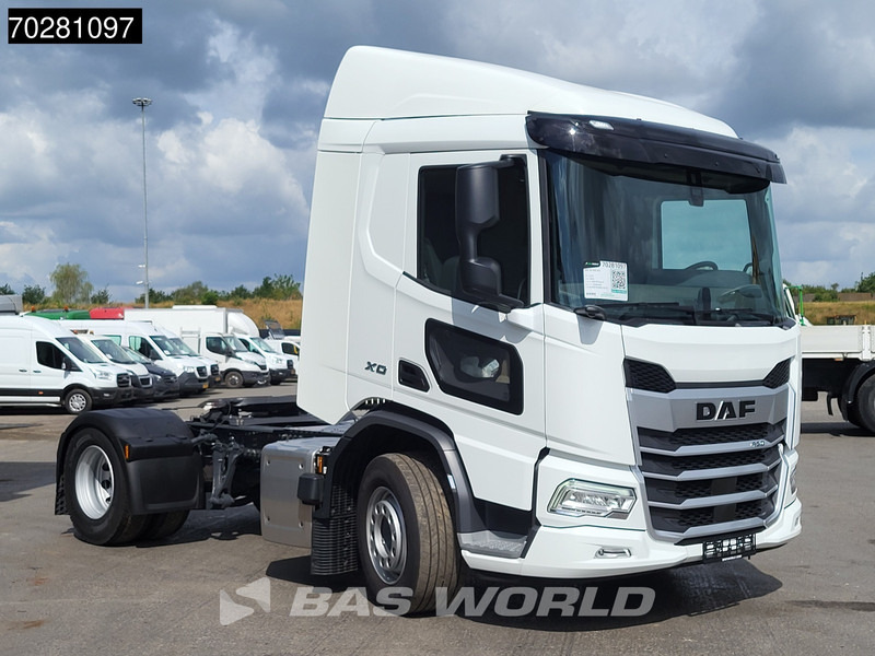 DAF XD 450 4X2 Day Cab ACC LED - Tractor unit: picture 3 DAF XD 450 4X2 Day Cab ACC LED - Tractor unit: picture 3