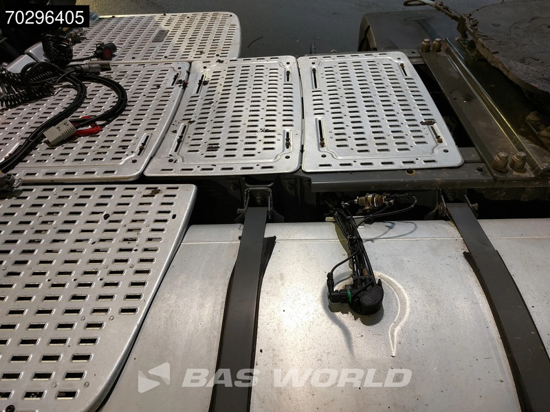 DAF XF 480 XF 4X2 SC ACC Euro 6 - Tractor unit: picture 2 DAF XF 480 XF 4X2 SC ACC Euro 6 - Tractor unit: picture 2