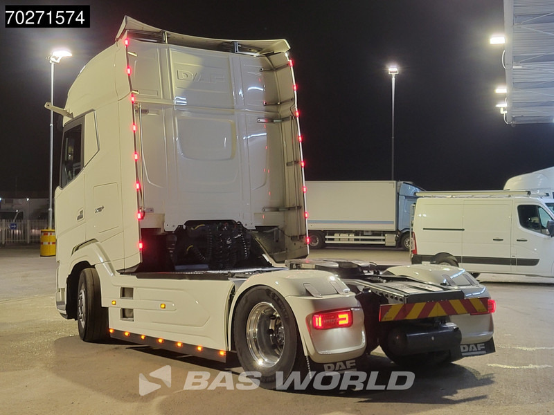 DAF XF 530 4X2 Retarder 2x Tanks Standklima Leather Alcoa's - Tractor unit: picture 2 DAF XF 530 4X2 Retarder 2x Tanks Standklima Leather Alcoa's - Tractor unit: picture 2