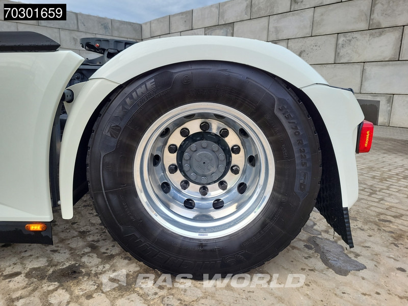 Tractor unit DAF XG+ 530 4X2 Top Condition! XG+ Retarder 2xTanks Leather Alcoa's Standklima ACC Euro 6: picture 19