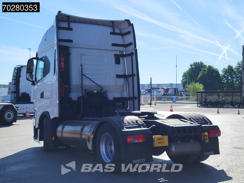 Iveco S-Way 460 4X2 LNG Retarder 2x Tanks LED Navi - Tractor unit: picture 2 Iveco S-Way 460 4X2 LNG Retarder 2x Tanks LED Navi - Tractor unit: picture 2