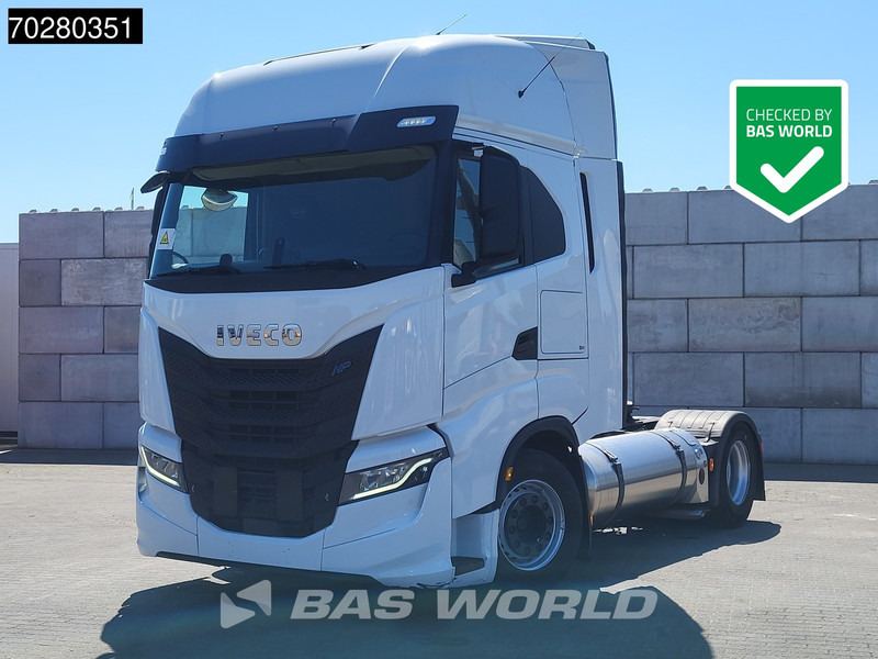 Iveco S-Way 460 4X2 LNG Retarder 2x Tanks Standklima LED Navi - Tractor unit: picture 1 Iveco S-Way 460 4X2 LNG Retarder 2x Tanks Standklima LED Navi - Tractor unit: picture 1