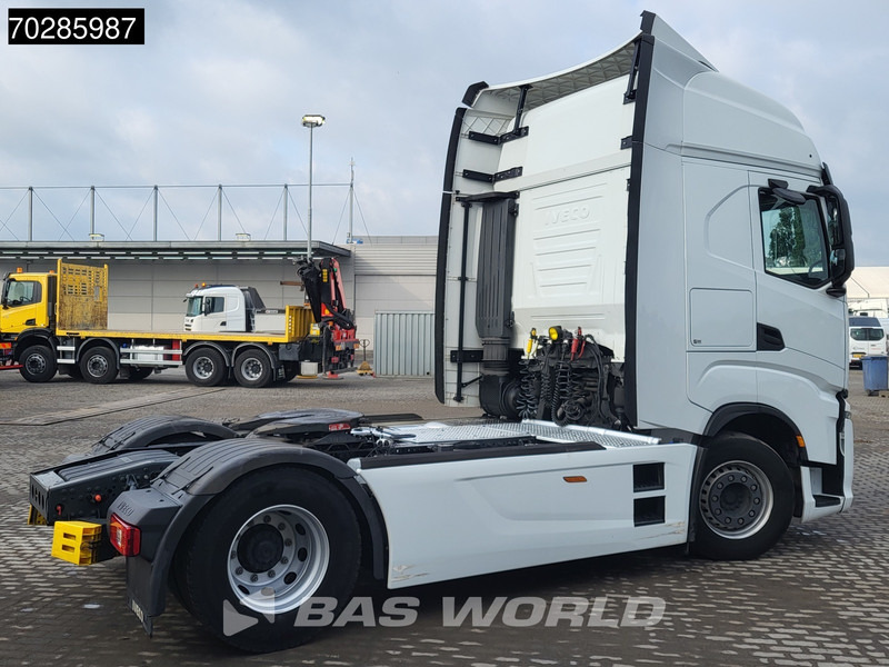 Iveco S-Way 490 4X2 Retarder Standklima 2xTanks Navi - Tractor unit: picture 5 Iveco S-Way 490 4X2 Retarder Standklima 2xTanks Navi - Tractor unit: picture 5