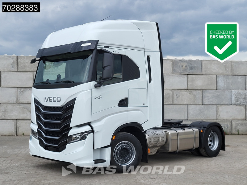 Iveco S-Way 580 4X2 2x Tanks ACC Standklima - Tractor unit: picture 1 Iveco S-Way 580 4X2 2x Tanks ACC Standklima - Tractor unit: picture 1