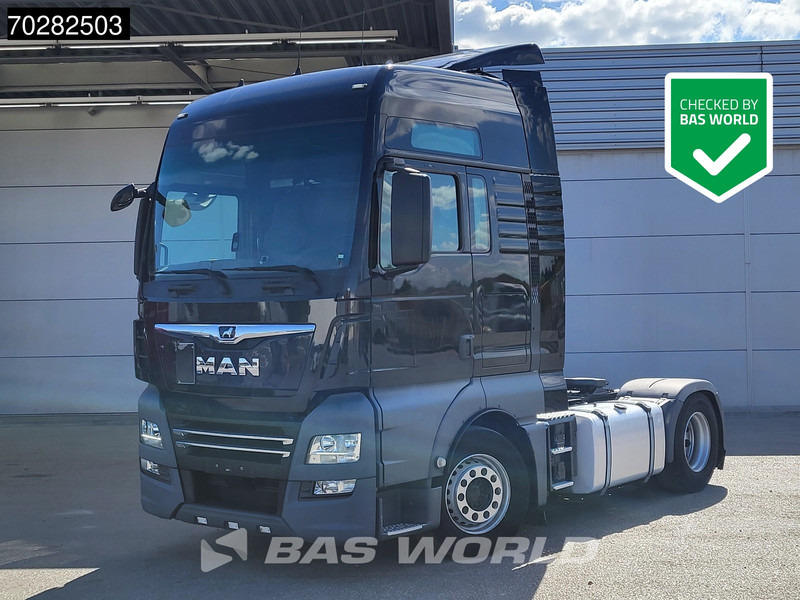 MAN TGX 18.470 4X2 XXL Retarder 2x Tanks Standklima Navi ACC - Tractor unit: picture 1 MAN TGX 18.470 4X2 XXL Retarder 2x Tanks Standklima Navi ACC - Tractor unit: picture 1