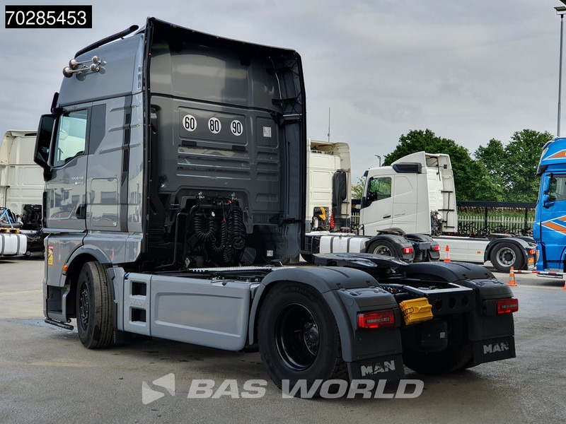 MAN TGX 18.510 4X2 Individual Lion S! GX Retarder Full-Air 2x Tanks ACC LED Standklima - Tractor unit: picture 2 MAN TGX 18.510 4X2 Individual Lion S! GX Retarder Full-Air 2x Tanks ACC LED Standklima - Tractor unit: picture 2