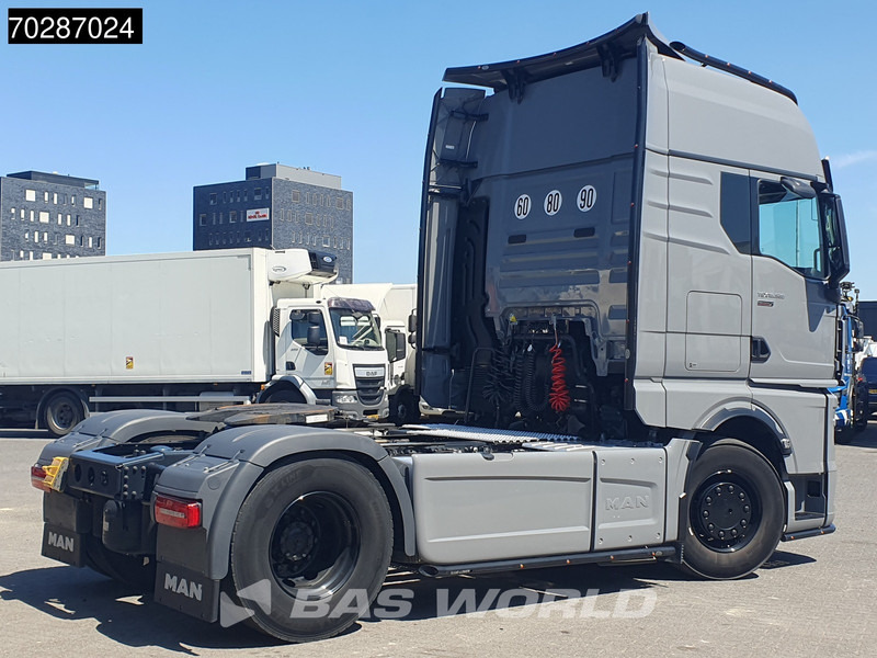MAN TGX 18.520 4X2 Individual Lion S! GX Retarder Full-Air 2x Tanks Navi LED ACC Euro 6 - Tractor unit: picture 5 MAN TGX 18.520 4X2 Individual Lion S! GX Retarder Full-Air 2x Tanks Navi LED ACC Euro 6 - Tractor unit: picture 5