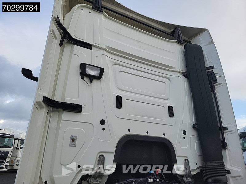 Mercedes-Benz Actros 1842 4X2 StreamSpace Mega Retarder MirrorCam 2xTanks Navi ACC Euro 6 - Tractor unit: picture 3 Mercedes-Benz Actros 1842 4X2 StreamSpace Mega Retarder MirrorCam 2xTanks Navi ACC Euro 6 - Tractor unit: picture 3