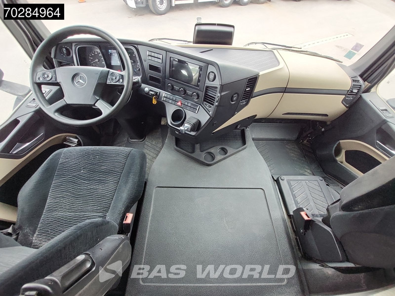 Tractor unit Mercedes-Benz Actros 1845 4X2 ClassicSpace Retarder Euro 6: picture 19