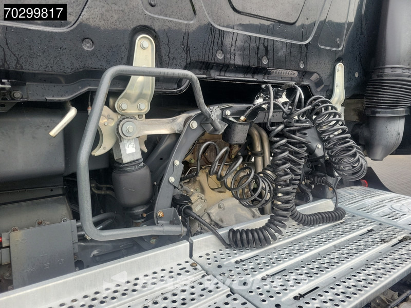 Tractor unit Mercedes-Benz Actros 1845 4X2 GigaSpace Retarder 2xTanks Alcoa's Standairco Navi ACC Euro 6: picture 11